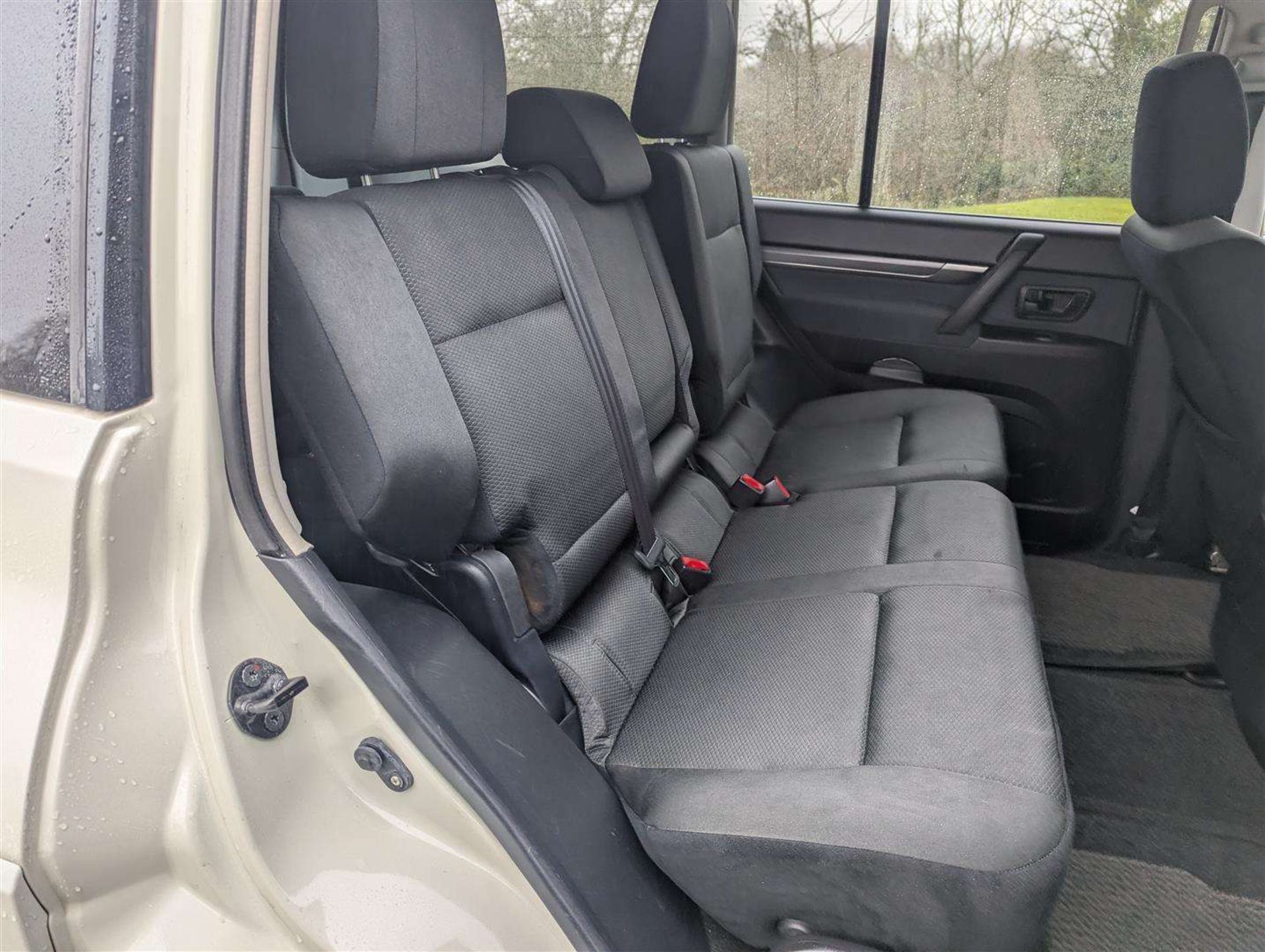 2009 MITSUBISHI - Image 23 of 30