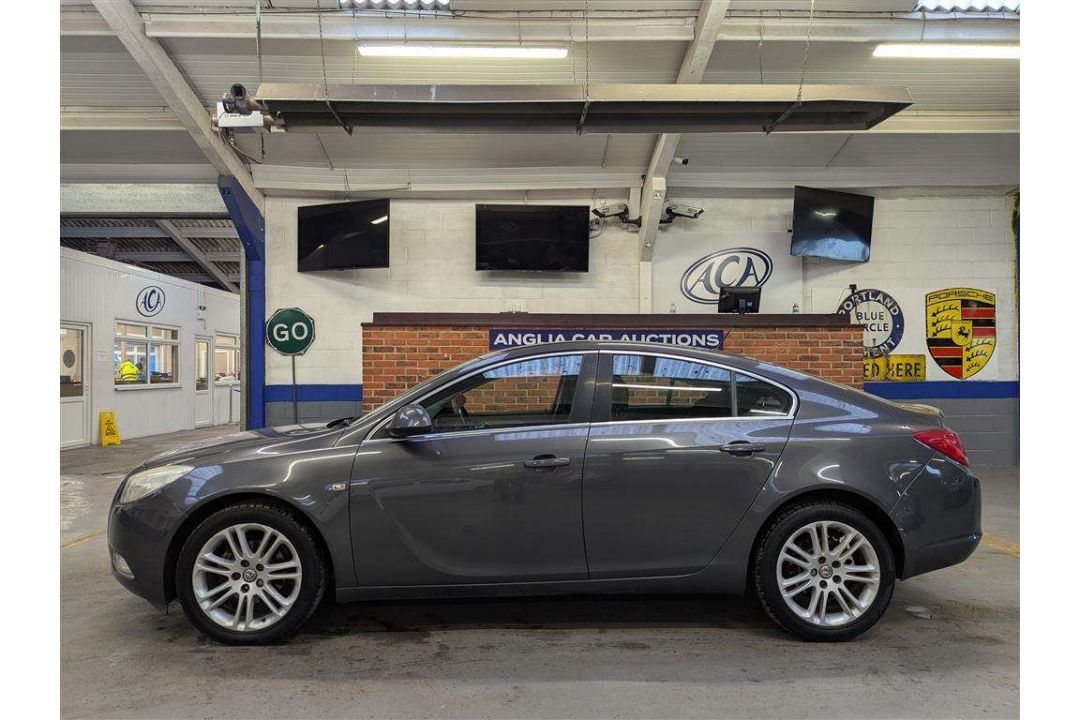 2009 VAUXHALL INSIGNIA EXCLUSIV - Image 2 of 30