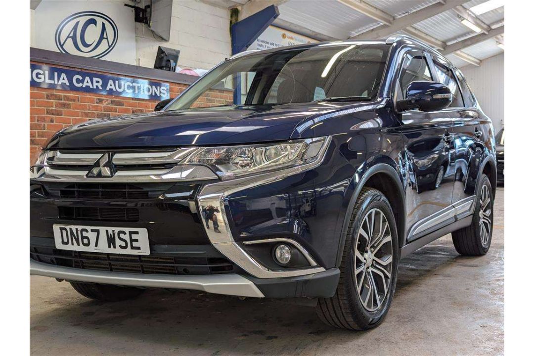2017 MITSUBISHI OUTLANDER DI-D 3 - Image 16 of 30