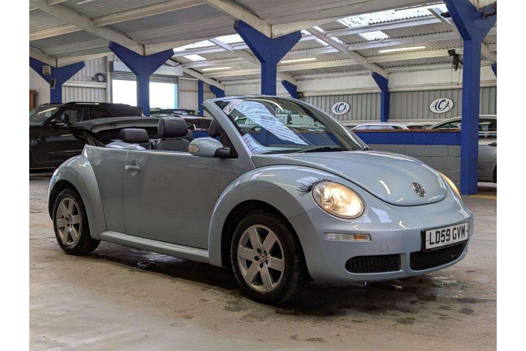 2009 VOLKSWAGEN BEETLE LUNA 102PS - Image 7 of 30