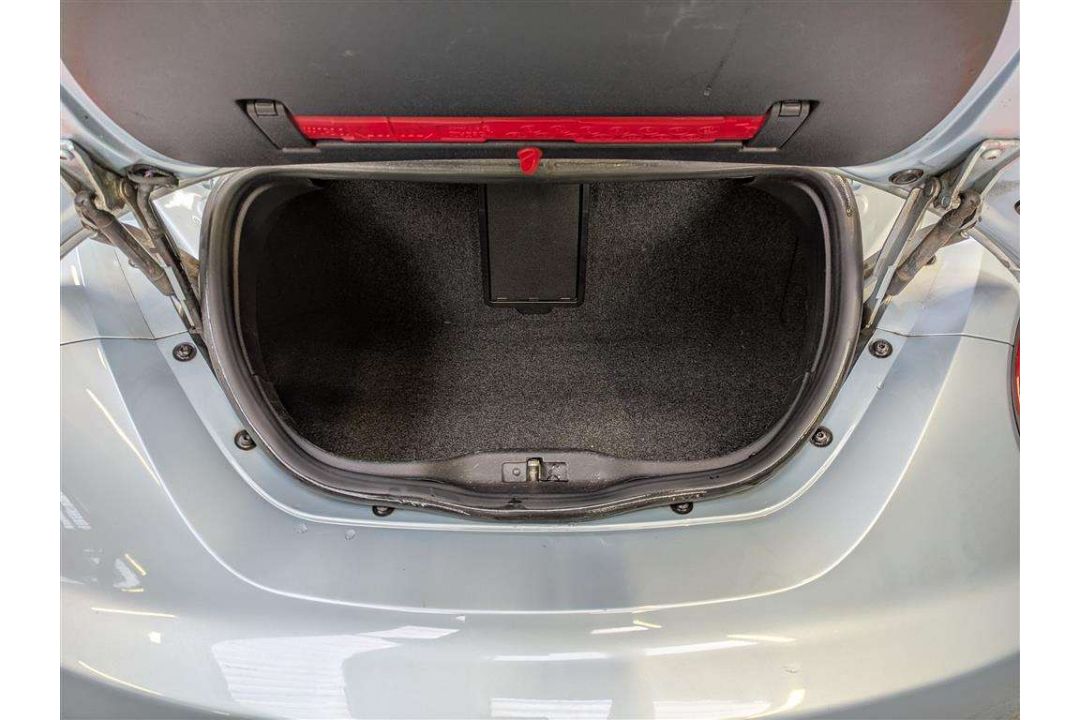 2009 VOLKSWAGEN BEETLE LUNA 102PS - Image 12 of 30
