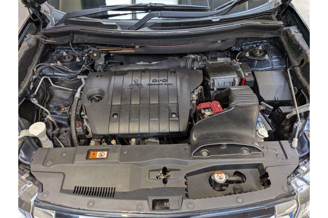 2017 MITSUBISHI OUTLANDER DI-D 3 - Image 23 of 30