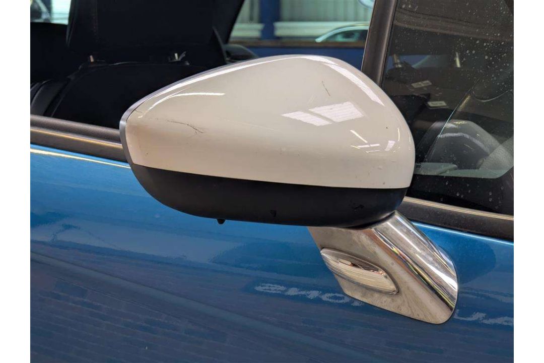 2015 CITROEN DS3 DSTYLE + E-HDI - Image 14 of 26