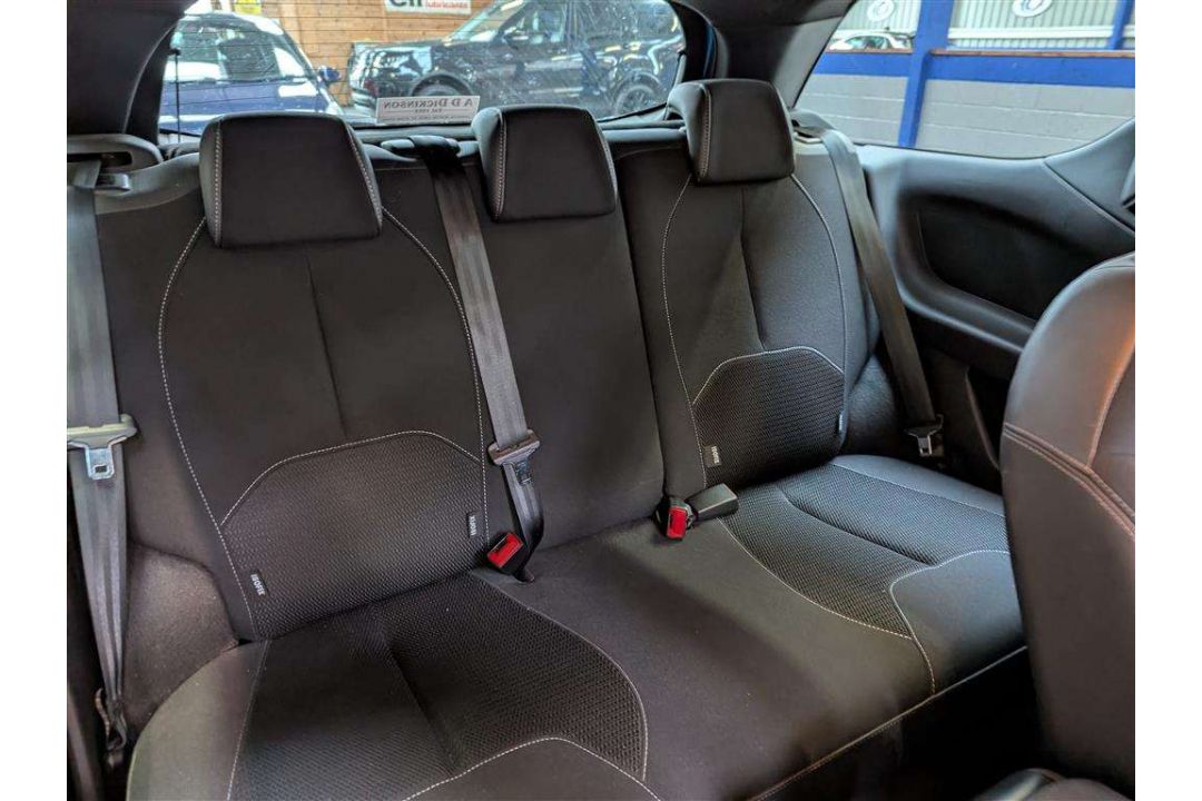 2015 CITROEN DS3 DSTYLE + E-HDI - Image 17 of 26