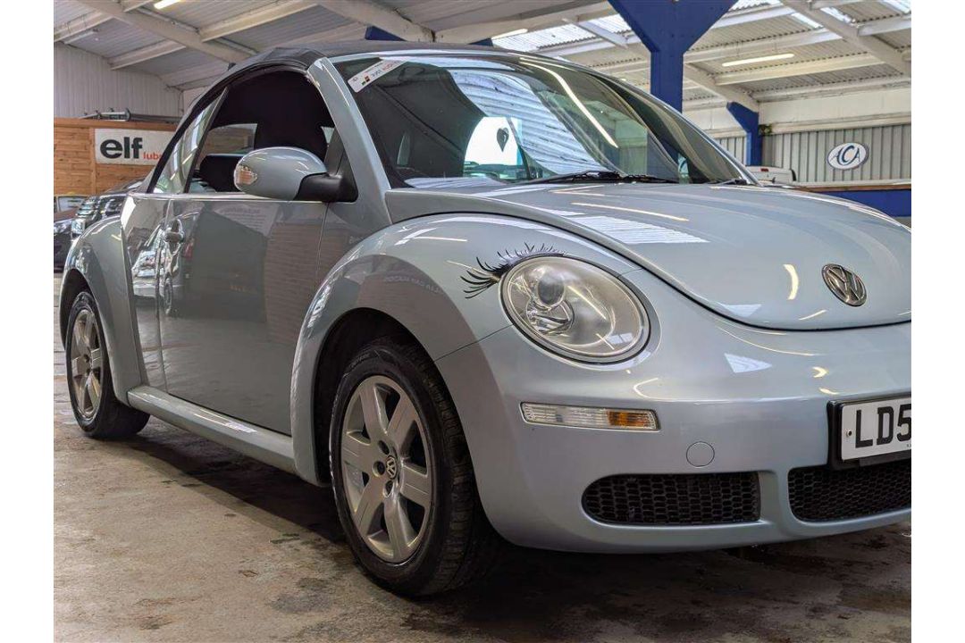 2009 VOLKSWAGEN BEETLE LUNA 102PS - Image 14 of 30