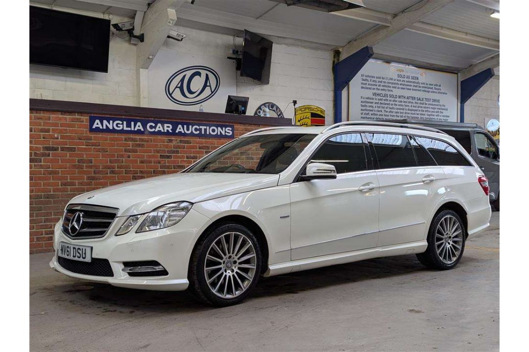 2011 MERCEDES-BENZ E350 SPORT ED125 CDI BLUE - Image 1 of 30