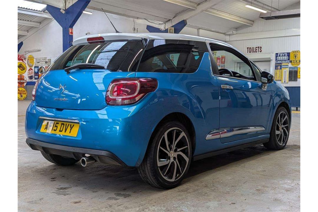 2015 CITROEN DS3 DSTYLE + E-HDI - Image 6 of 26