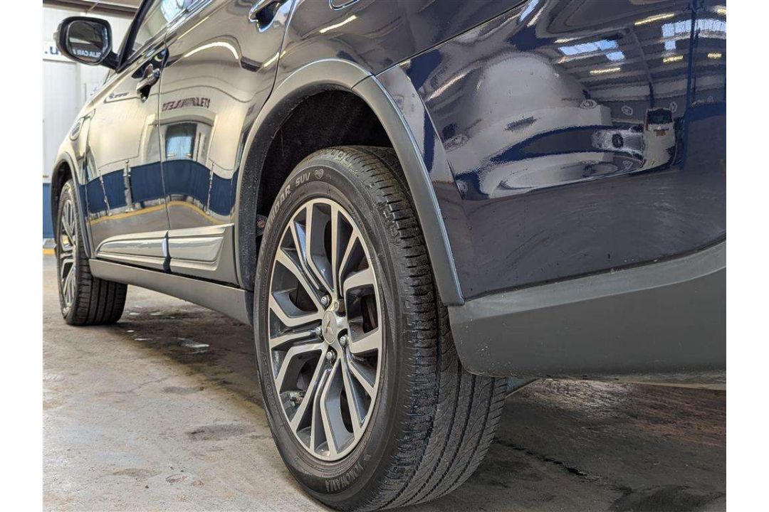 2017 MITSUBISHI OUTLANDER DI-D 3 - Image 17 of 30