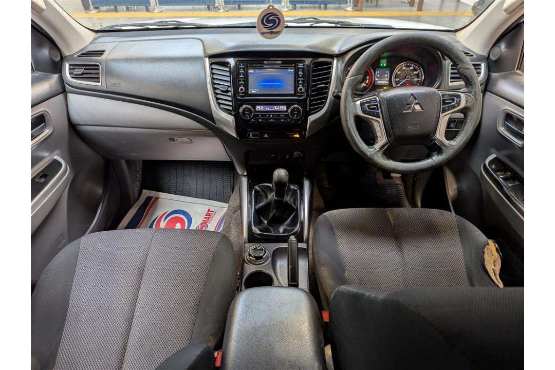 2019 MITSUBISHI L200 TITAN DI-D - Image 7 of 30