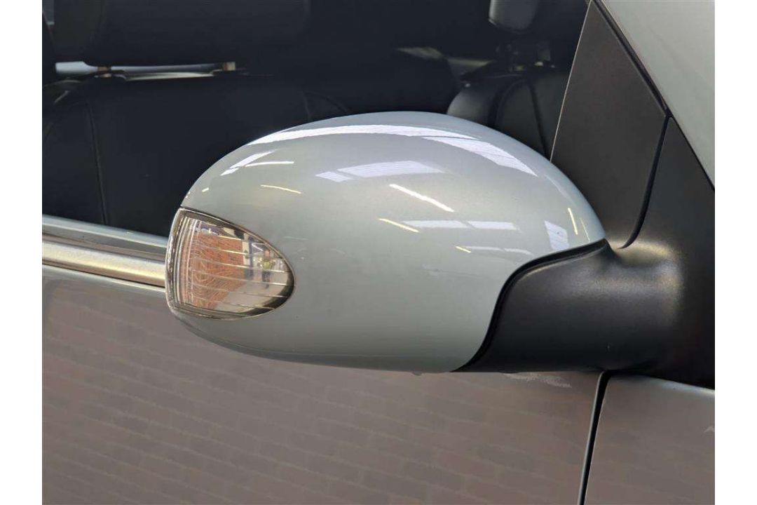 2009 VOLKSWAGEN BEETLE LUNA 102PS - Image 21 of 30