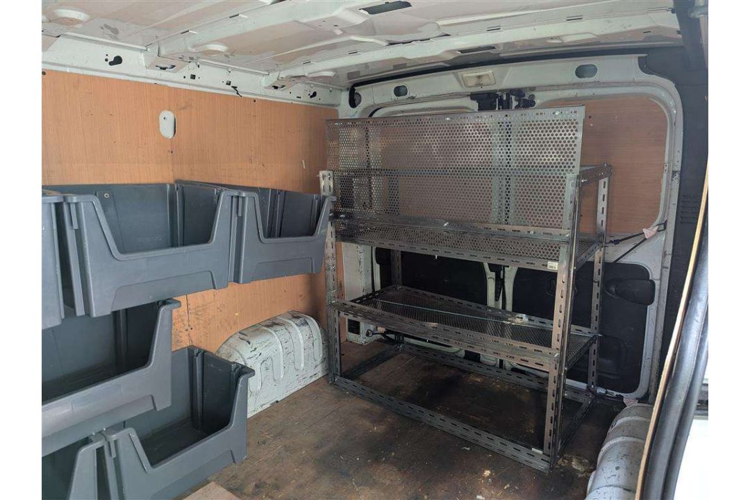 2017 VAUXHALL VIVARO 2700 CDTI - Image 12 of 27