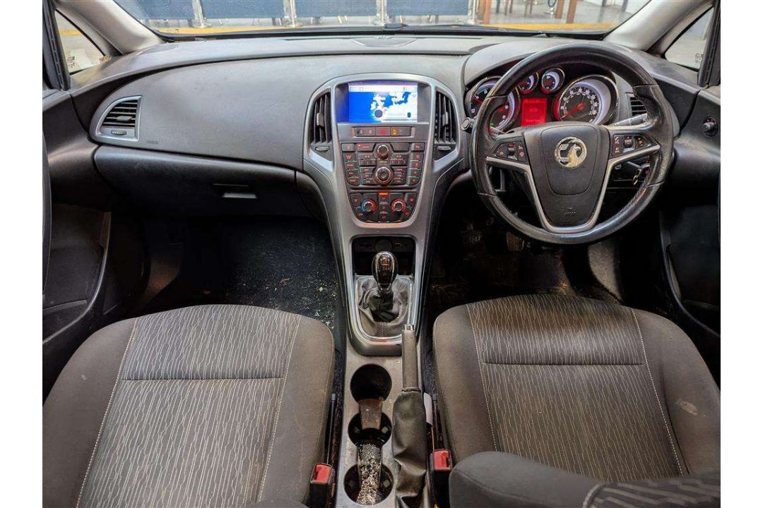2013 VAUXHALL ASTRA TECH LINE CDTI ECFL - Image 7 of 30