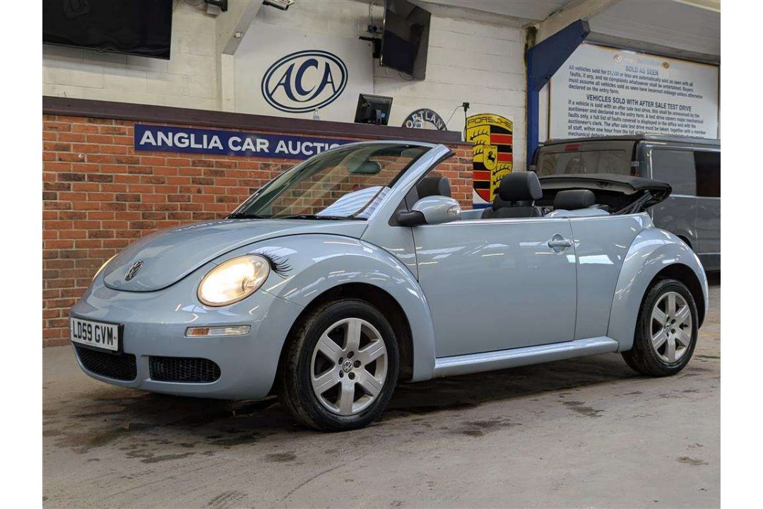 2009 VOLKSWAGEN BEETLE LUNA 102PS - Image 1 of 30