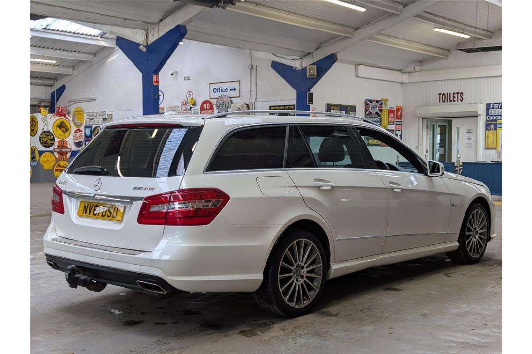2011 MERCEDES-BENZ E350 SPORT ED125 CDI BLUE - Image 6 of 30