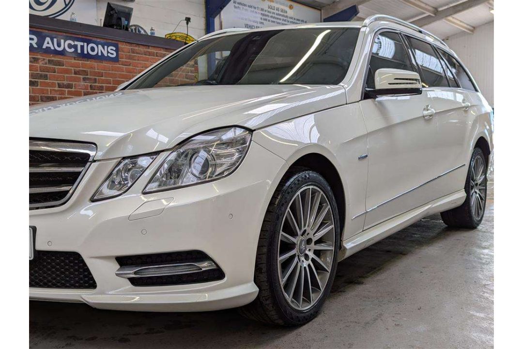 2011 MERCEDES-BENZ E350 SPORT ED125 CDI BLUE - Image 9 of 30