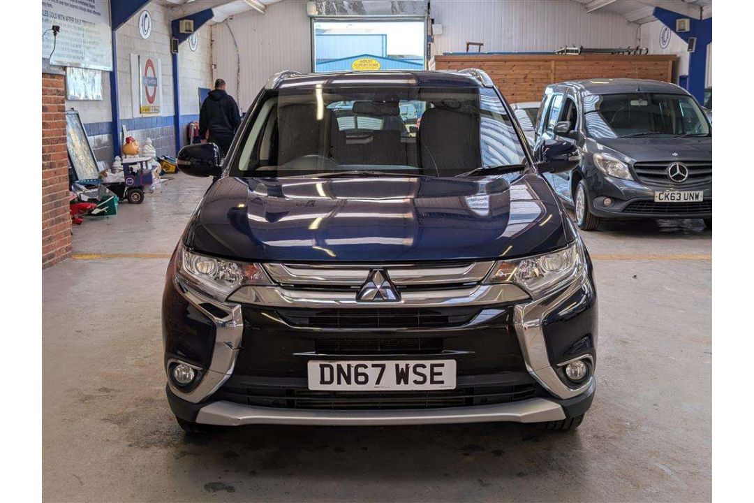 2017 MITSUBISHI OUTLANDER DI-D 3 - Image 30 of 30