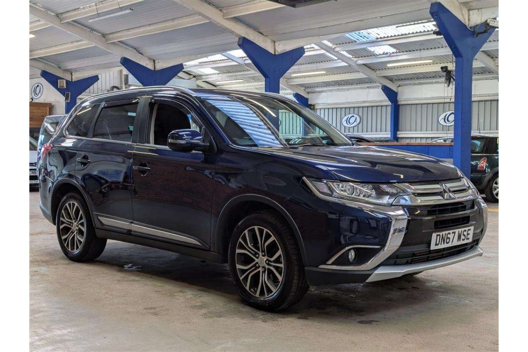 2017 MITSUBISHI OUTLANDER DI-D 3 - Image 5 of 30