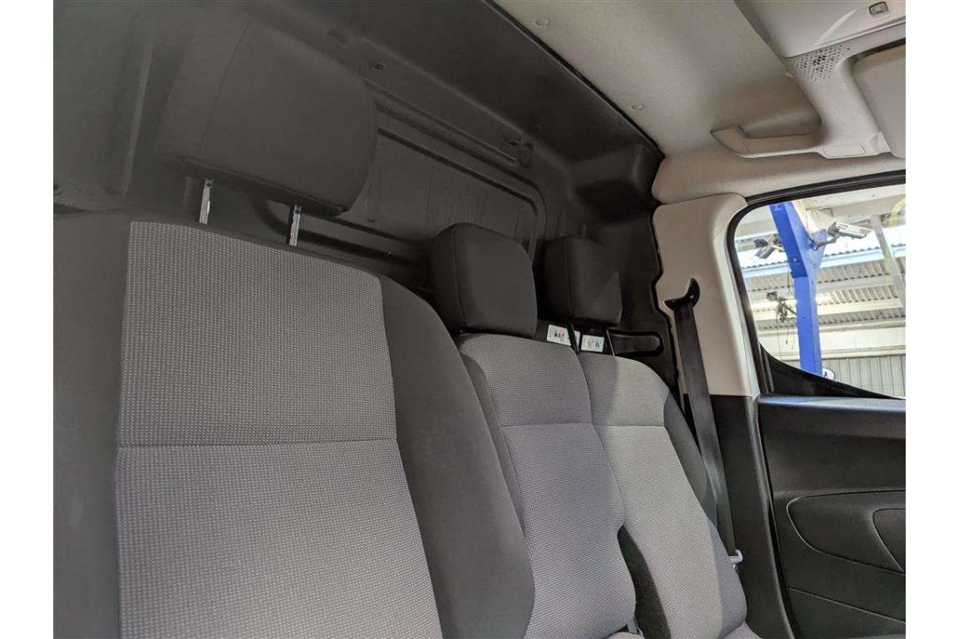 2019 CITROEN BERLINGO 650 EN-PRISE BLU - Image 20 of 30