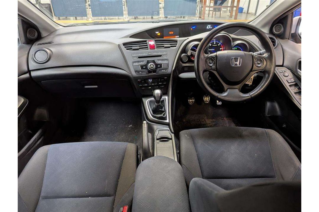 2013 HONDA CIVIC I-DTEC ES - Image 7 of 30