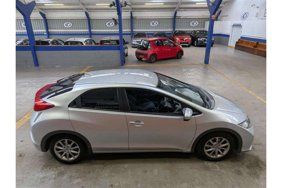 2013 HONDA CIVIC I-DTEC ES - Image 29 of 30