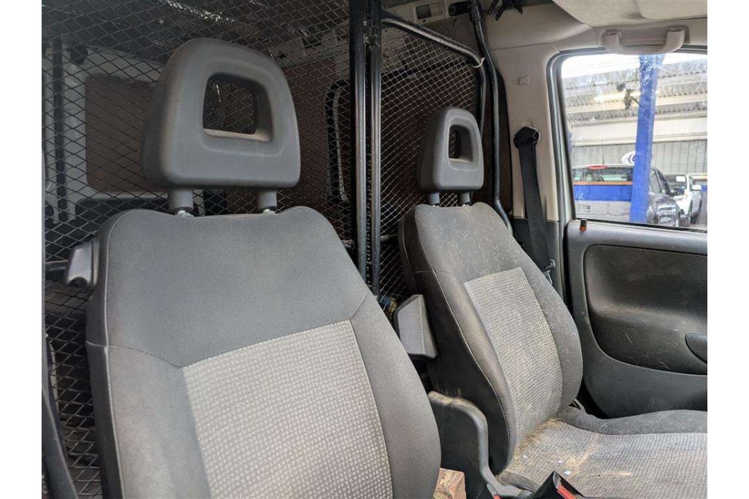 2007 VAUXHALL COMBO 1700 CDTI - Image 13 of 29