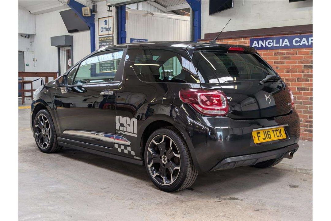 2016 DS DS3 DSTYLE PURETECH - Image 4 of 30