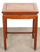 Beistelltisch im Ming-Stil, China Qing-Dynastie, aus Hualimu,