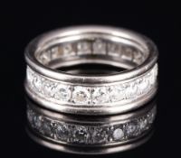 585 Gold Memory Ring mit 22 Diamanten,