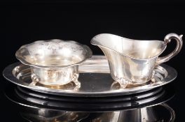800 / 835 Silber Menage mit Milchkanne und Zuckerdose auf Tablett - u.a. Läger & Co Hanau,
