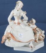 Dame mit Mohrenknabe. Meissen nach 1934. Porzellan, bunt bemalt und mit Gold überdekoriert, am Bode