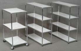 Drei USM-Regale, eines auf Rollen, H=78 cm, B=52 cm, T=37 cm / H=87 cm, B=77 cm, T=27 cm.