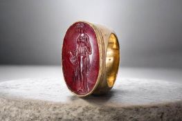 STUNNING HELLENISTIC GOLD RING WITH CARNELIAN INTAGLIO OF MARITIME NYMPH