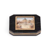 TABATIÈRE EN PIERRE DURE ET OR AVEC MICROMOSAÏQUE, ROME, XIXe SIÈCLE