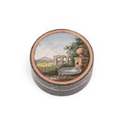 TABATIÈRE EN PORPHYRE ET EN OR AVEC MICROMOSAÏQUE, ROME, XIXe SIÈCLE