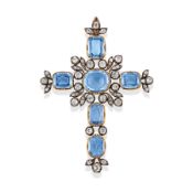 PENDENTIF CROIX EN OR, ARGENT, SAPHIRS ET DIAMANTS, VERS 1890