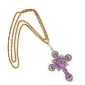 PENDENTIF EN FORME DE CROIX EN OR, ARGENT, AMÉTHISTES ET DIAMANTS, SIGNÉ MELLERIO H.NOS MADRID,