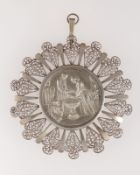 Filigraner Wiener Taufanhänger