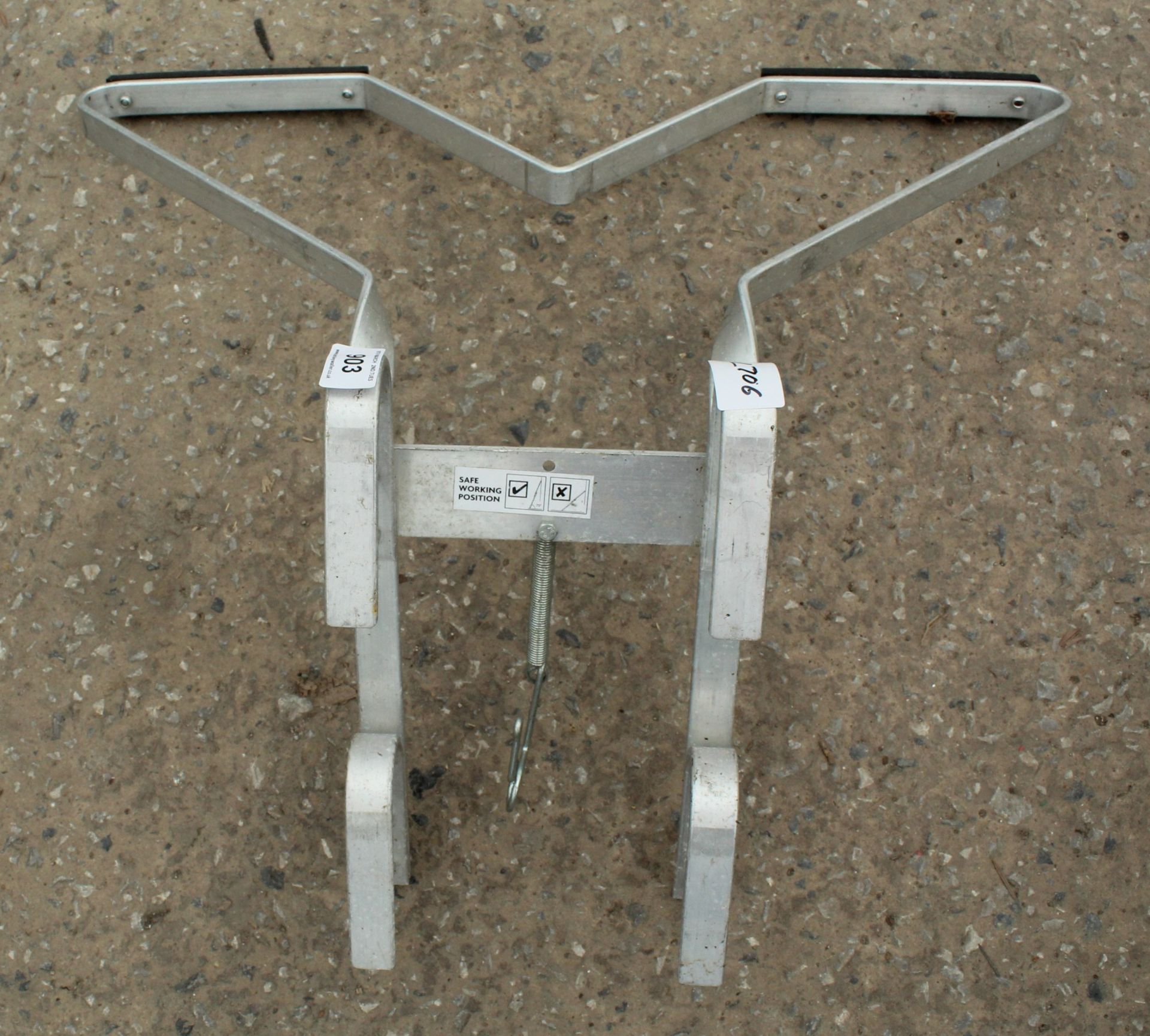 LADDER STAND OFF AND TRAILER HANDLES NO VAT