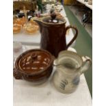 THREE GLAZED STONEWARE PIECES TO INCLUDE A LARGE BROWN DENBY LIDDED JUG (A/F) A MOIRA POTTERY