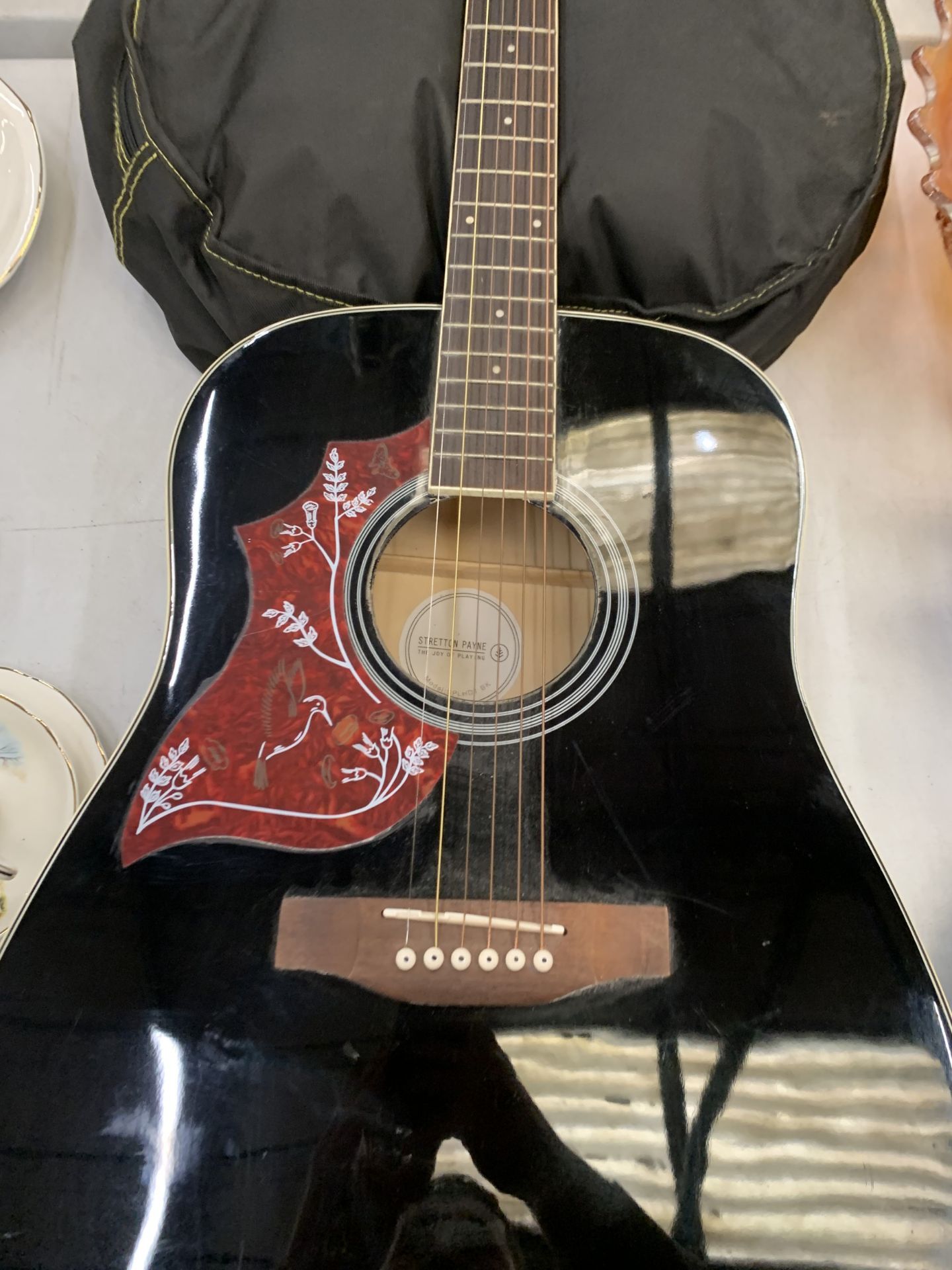 A BLACK STRETTON PAYNE ACCOUSTIC GUITAR WITH CASE - Image 2 of 3
