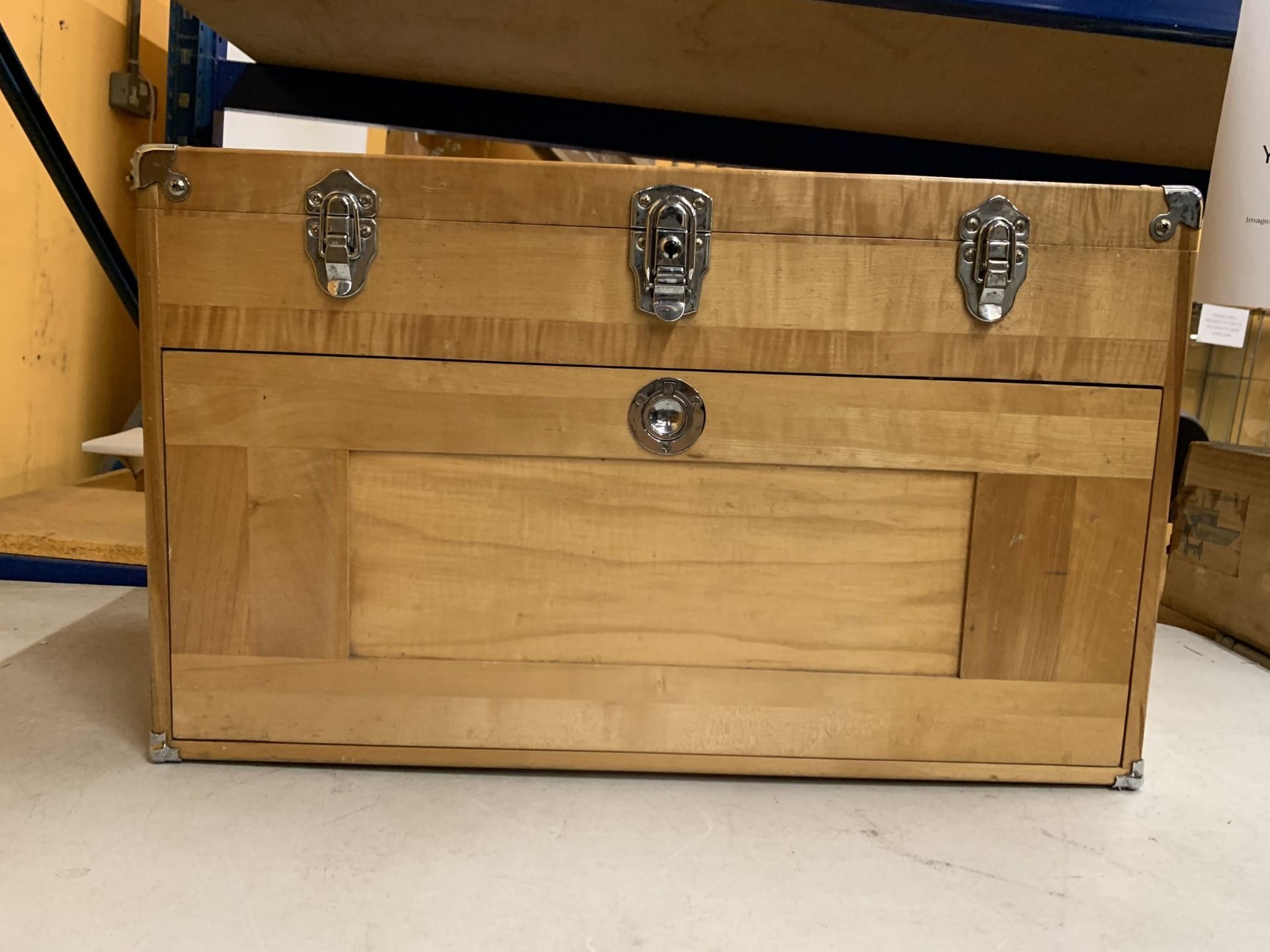 A WOODEN HABERDASHERY/ENGINEERS CABINET WITH FOUR SHORT AND TWO LONG DRAWERS, A DROP DOWN FRONT, - Image 4 of 7