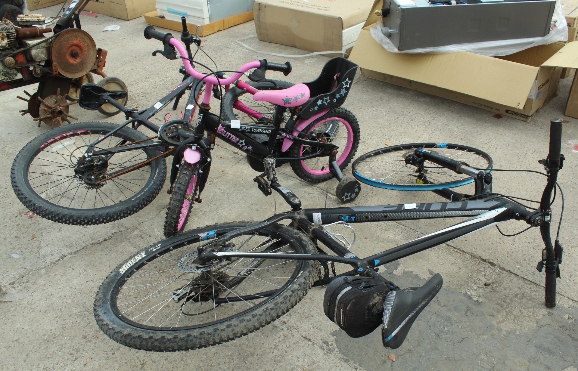 A CARRERA BIKE, KIDS BIKE AND CUBE BIKE NO VAT