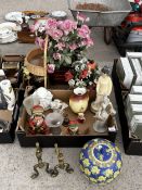 AN ASSORTMENT OF ITEMS TO INCLUDE AN ORIENTAL GINGER JAR, BRASS FIRE DOGS AND FURTHER CERAMICS ETC