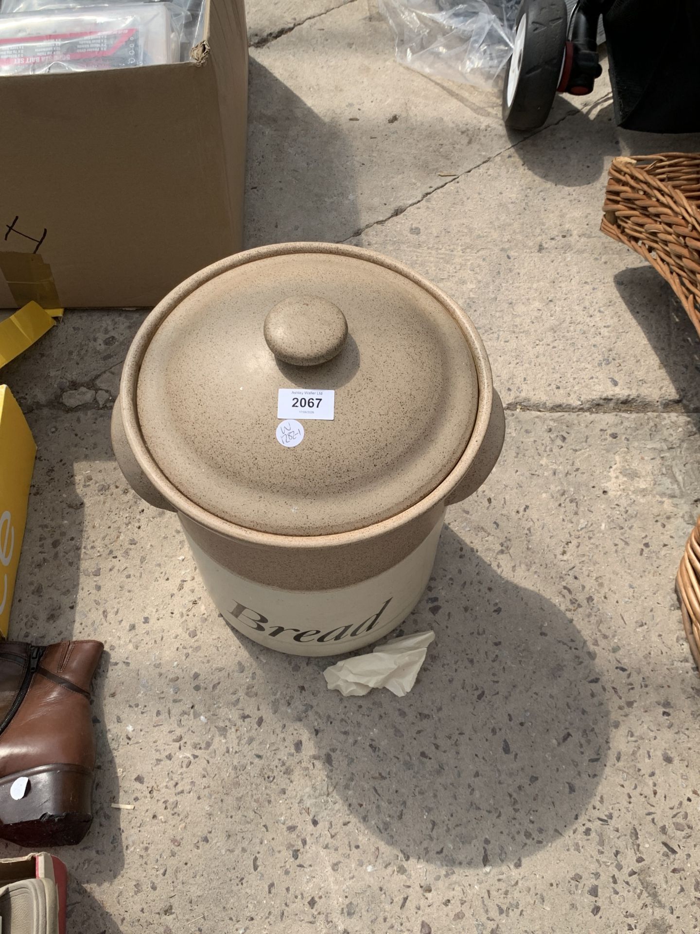 A STONEWARE LIDDED BREAD BIN - Image 2 of 2