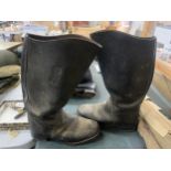 A PAIR OF BRITISH ARMY BLACK LEATHER SIZE 9 BOOTS BY W EVANS (LEICESTER) DATED 1945