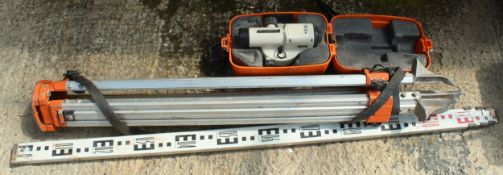 A NIKON SURVEY LEVEL NO VAT