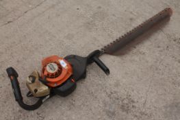 A STIHL HS 86T HEDGE TRIMMER IN WORKING ORDER NO VAT