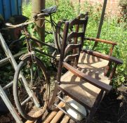A NEW HUDSON LADIES BIKE AND 2 CHAIRS NO VAT