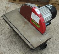 A WARCO DISC SANDER 300 MM 230 V IN WORKING ORDER NO VAT