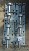 8 GATE HOOKS + VAT